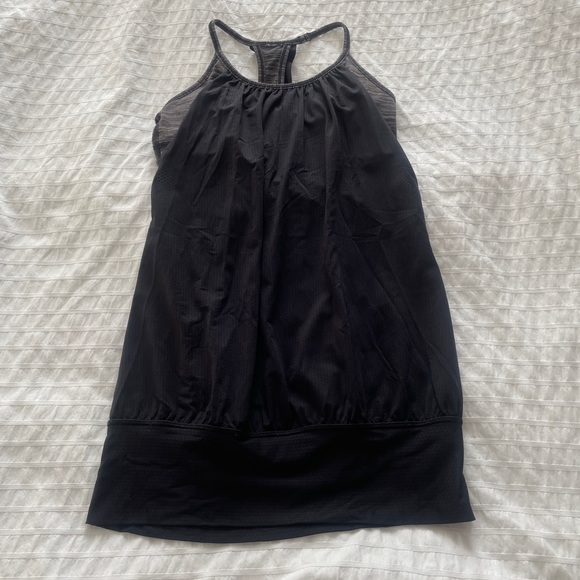 Lululemon No Limits Tank. Size 4. Color: Black / Wee Are From Space Black Cashew - Picture 11 of 13